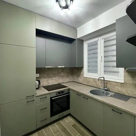 Short سكوبجي